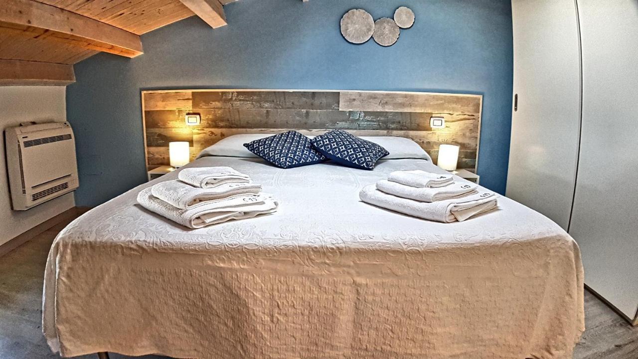 Asinaro Residence - Fronte Mare カラベルナルド エクステリア 写真