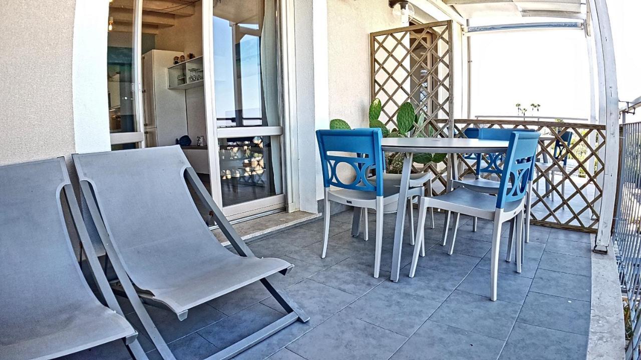 Asinaro Residence - Fronte Mare カラベルナルド エクステリア 写真