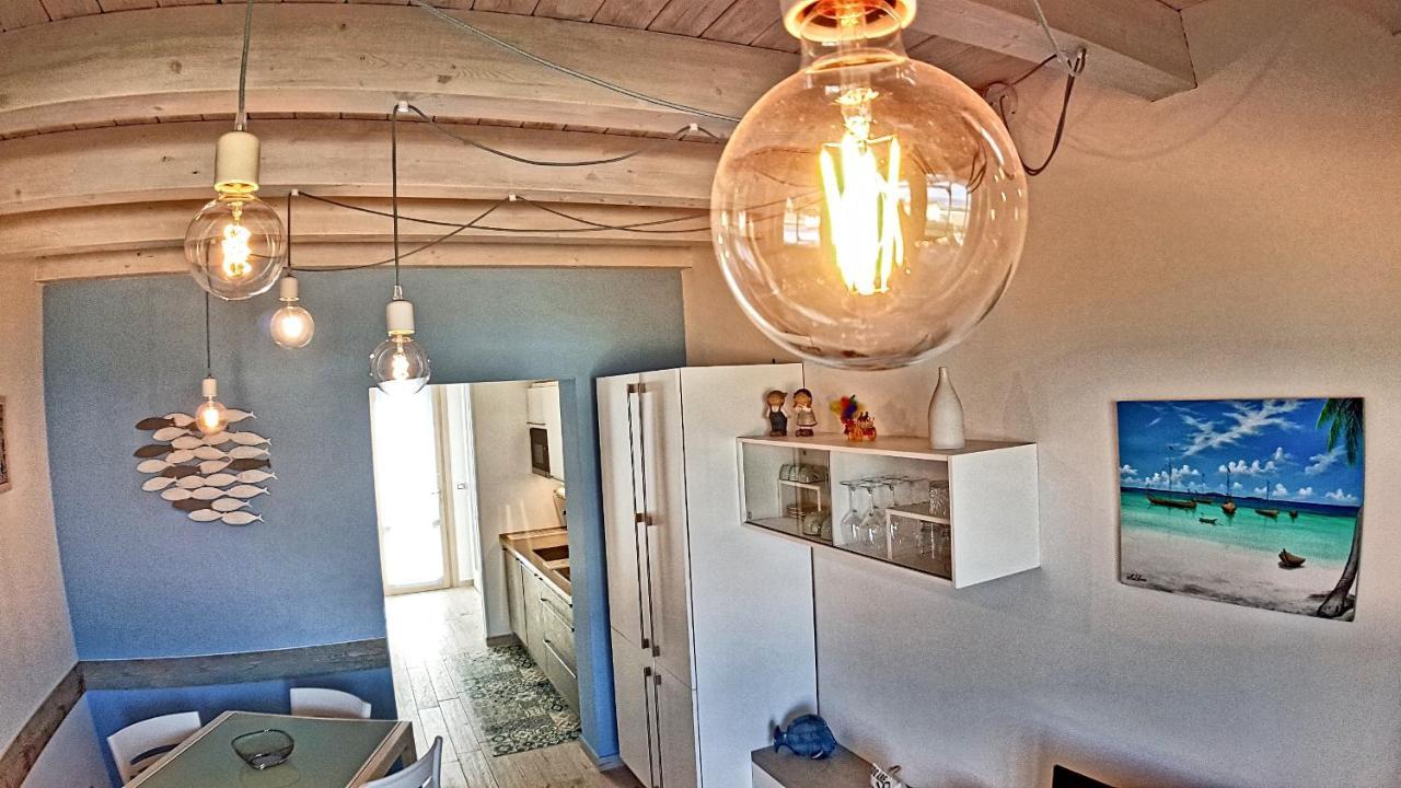 Asinaro Residence - Fronte Mare カラベルナルド エクステリア 写真