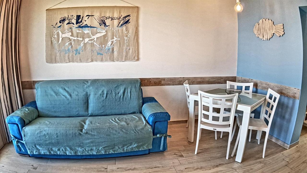 Asinaro Residence - Fronte Mare カラベルナルド エクステリア 写真