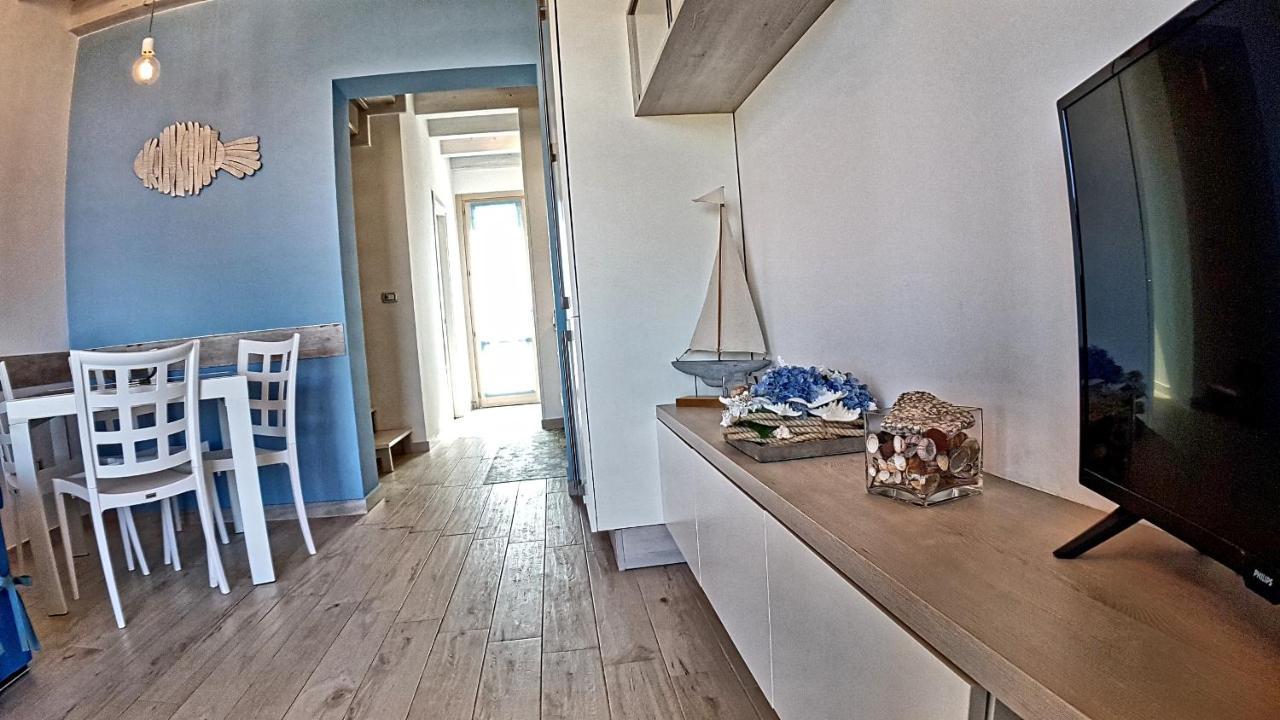Asinaro Residence - Fronte Mare カラベルナルド エクステリア 写真